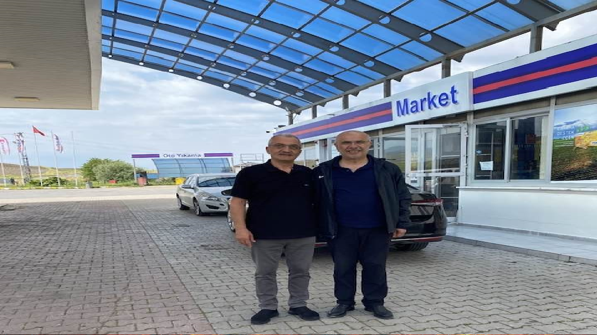 Ali Aladağ…:Malatya Olay Haber…:
Kurban Bayramında eş-dost ziyaretleri sürüyor...Malatya Büyükşehir Belediye