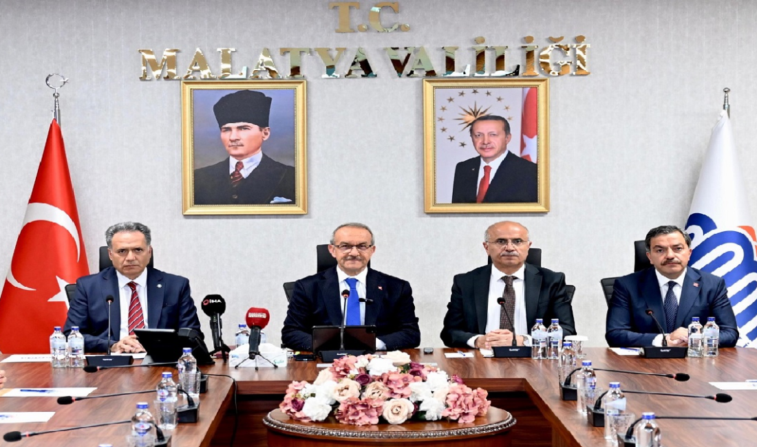 Ali Aladağ…:Malatya Olay Haber…:
Malatya’da İpekyolu Kariyer Fuarı’na ilişkin bilgilendirme toplantısı