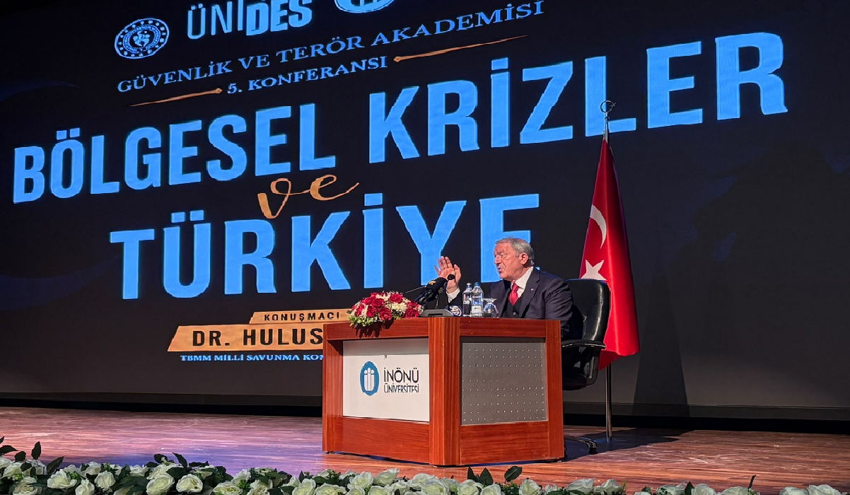 Ali Aladağ…:Malatya Olay Haber…:
İnönü Üniversitesi Kongre ve Kültür Merkezi'nde düzenlenen