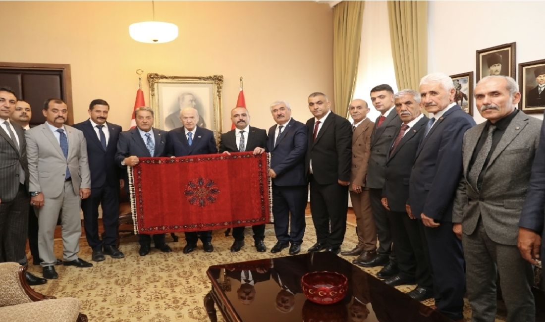 MHP Lideri Bahçeli, Fendoğlu ve Malatya Teşkilat Başkanlarını kabul etti Uğur Hanbey Aladağ...:Malatya Olay Haber...:
Milliyetçi Hareket Partisi (MHP) Genel Başkanı