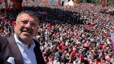 Ali Aladağ…:Malatya Olay Haber…:
CHP Malatya Milletvekili Veli Ağbaba partisi tarafından