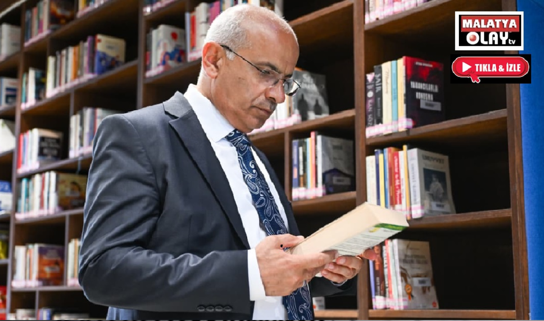 Başkan Er müjdeyi verdi, Bölgenin en büyük kütüphanesi Perşembe’ye hizmet verecek Ali Aladağ…:Malatya Olay Haber…:
Malatya Büyükşehir Belediye Başkanı Sami Er, Büyükşehir