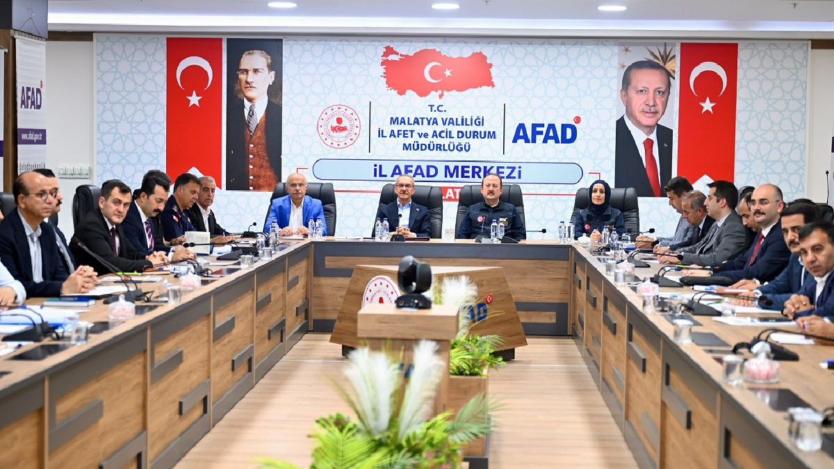 Ali Aladağ…:Malatya Olay Haber…:
AFAD Başkanı Vali Ali Hamza Pehlivan Malatya’ya