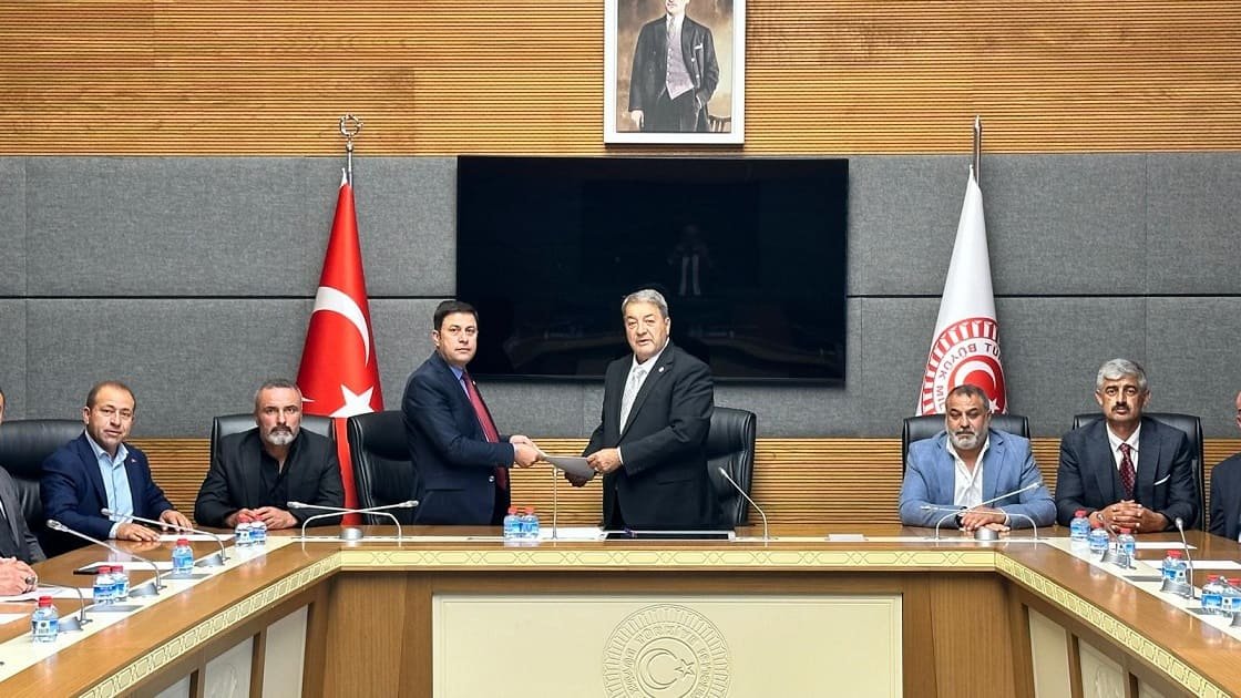 Fendoğlu Malatyalı Muhtarları Mecliste Ağırladı: "Taleplerin Takipçisiyiz" 1