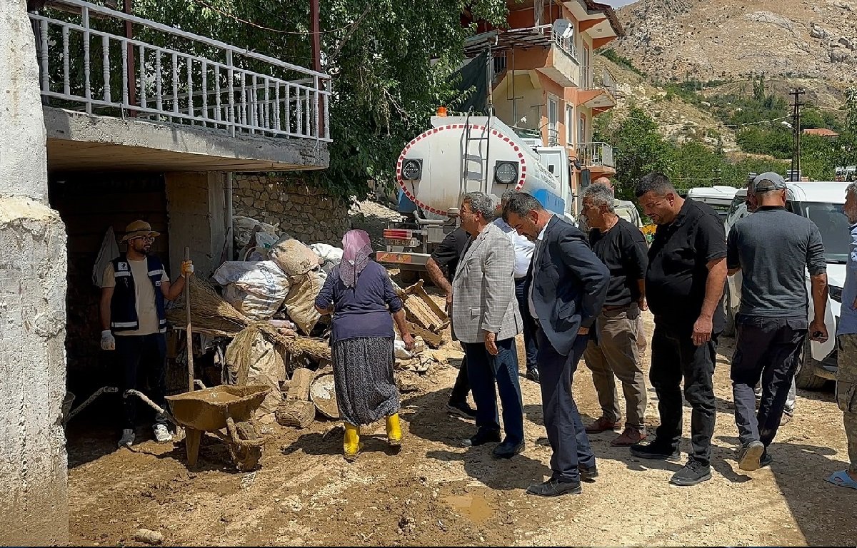 Uğur Hanbey Aladağ…:Malatya Olay Haber…:
Milliyetçi Hareket Partisi (MHP) Malatya milletvekili