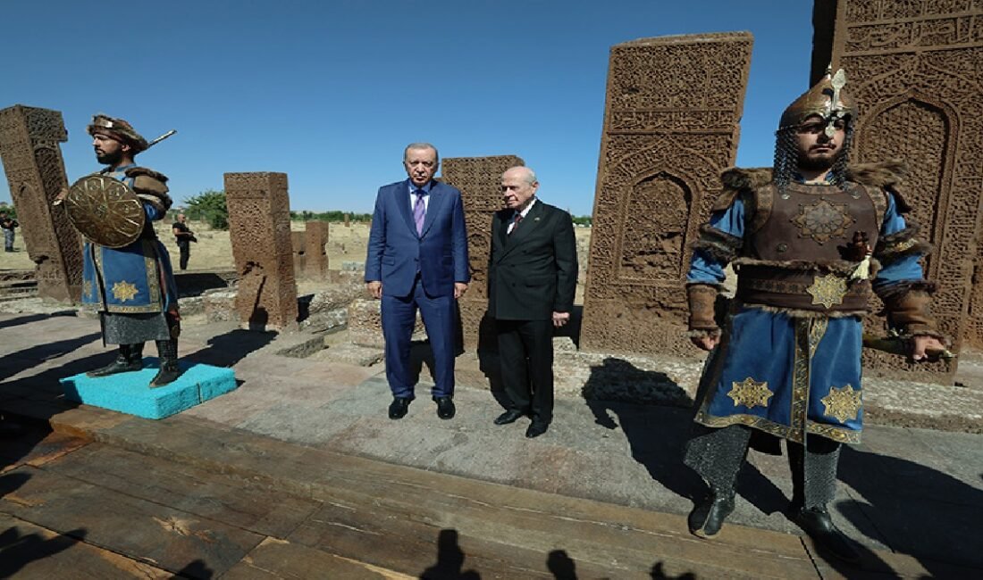 Ali Aladağ…:Malatya Olay Haber…:
Günün gündeminden manşet...Bugün tarihi bir gün...Malazgirt Zaferi’nin