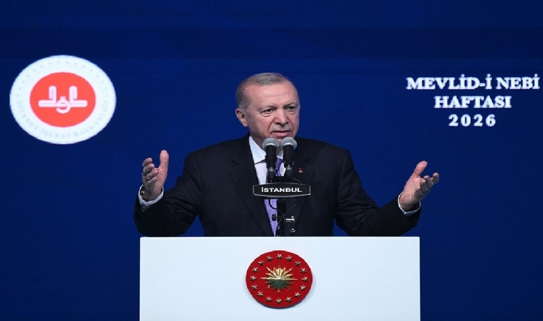 Ali Aladağ…:Malatya Olay Haber…:
Günün gündemi...Cumhurbaşkanı Recep Tayyip Erdoğan, Haliç Kongre