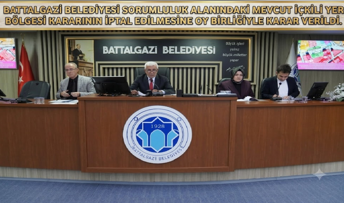Ali Aladağ…:Malatya Olay Haber…:
Yıllardır konuşuldu...Bir çok belediye başkanı Cezmi Kartay'da