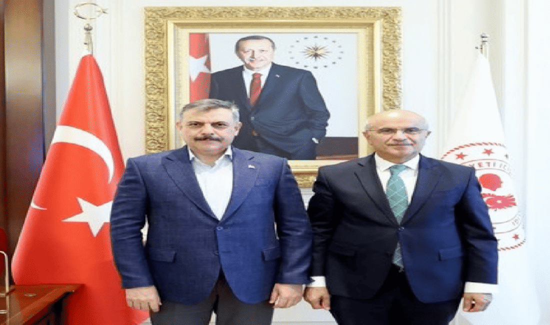 Uğur Hanbey Aladağ…:Malatya Olay Haber…:
Malatya Büyükşehir Belediye Başkanı Sami Er,