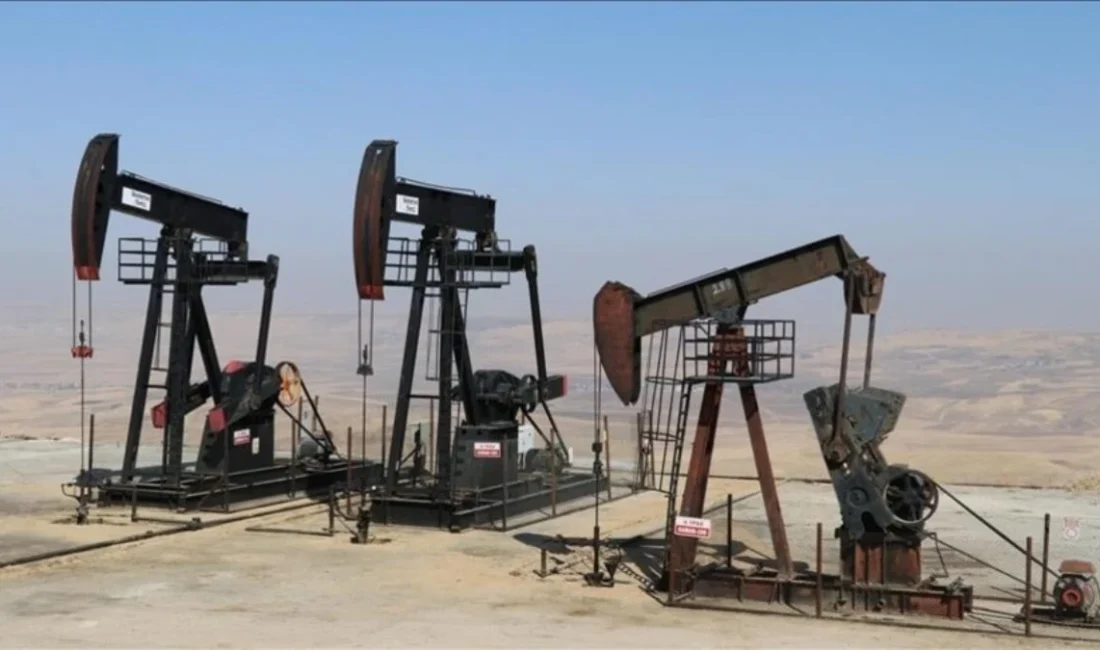 Brent petrolün varil fiyatı Orta Doğu'daki gerilimlerin etkisiyle 108 dolara