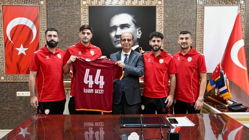 MALATYA YEŞİLYURT SPOR BİTLİS YOLU ÖNCESİ…