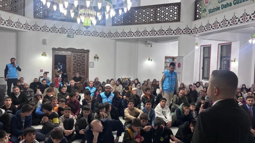 Cami-Aile Buluşması Projesi Gönülleri Fethetti
