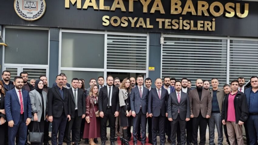 Malatya Barosu’nda Bayrak Değişimi