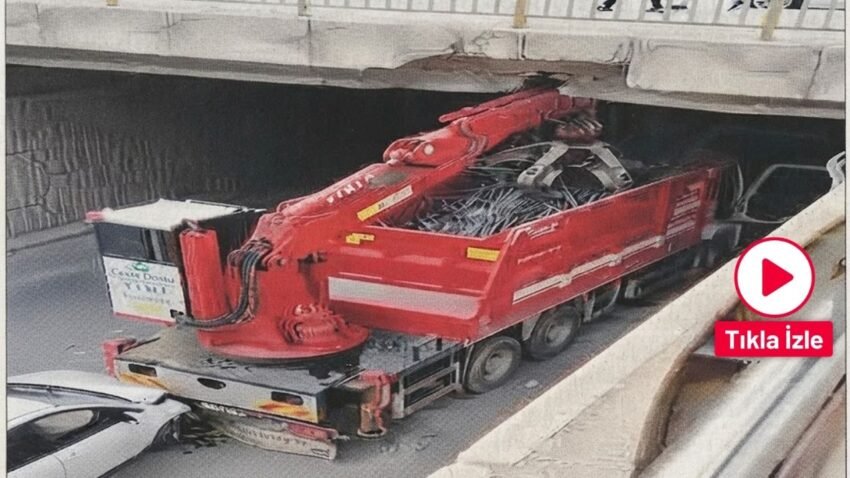 Malatya’da Vinç Köprüye Çarptı, Otomobil Arkadan Vinçe Çarptı