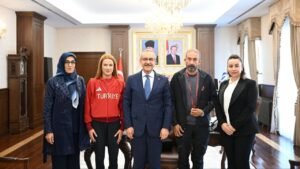 sampiyon hatice akbas vali yavuz kabul