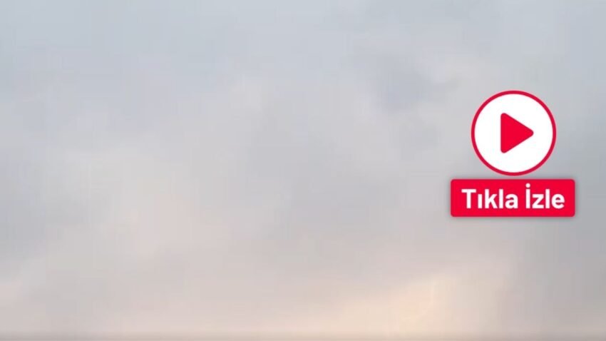 Malatya’da Şimşeğin Çaktığı Anlar Kamerada