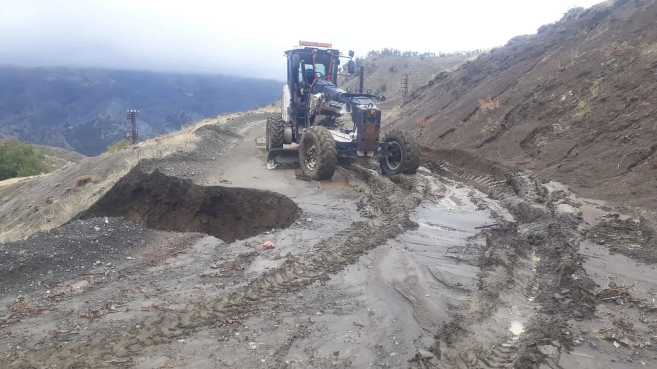 yagislar malatyada hasara yol acti